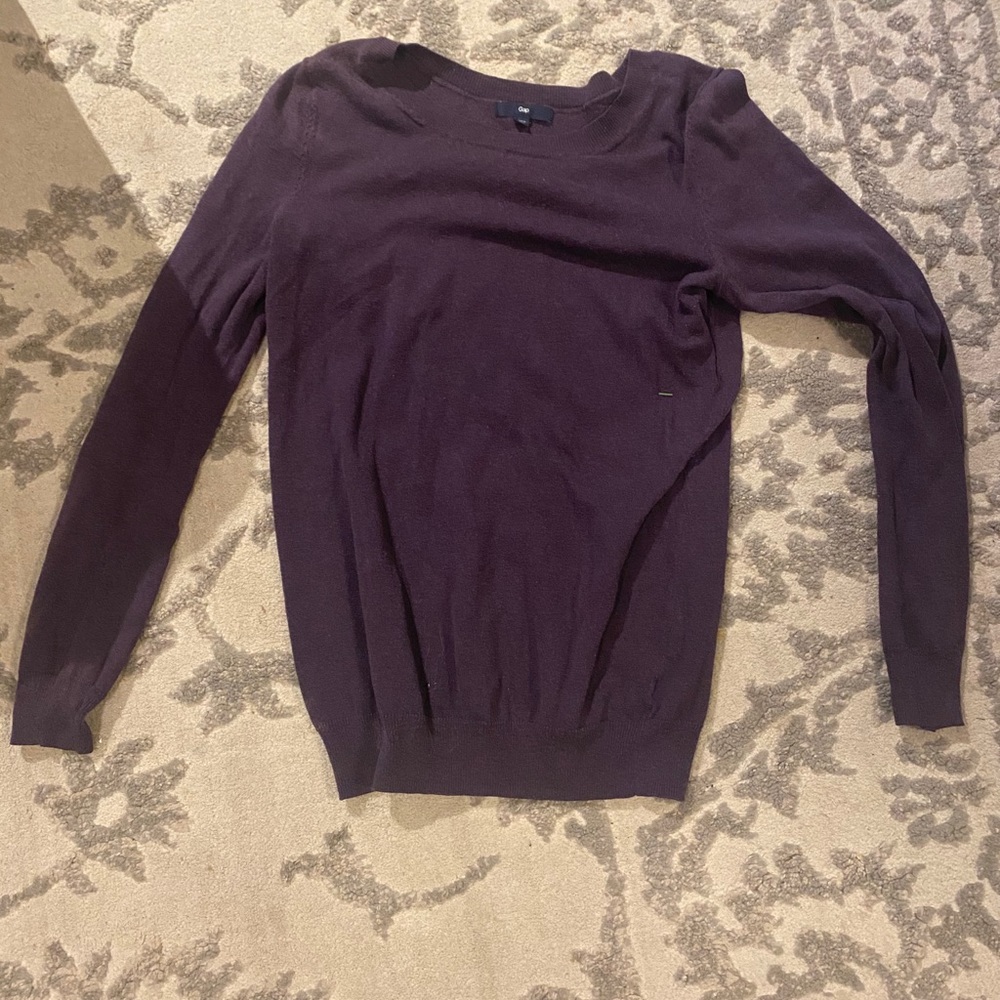Tops - Picture 3 of 8